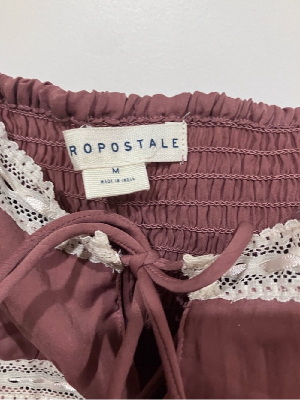 Aeropostale Dusty Rose Mauve Lace Trim Cami Top Medium Coquette Y2K Milkmaid⁠ - Picture 4 of 5